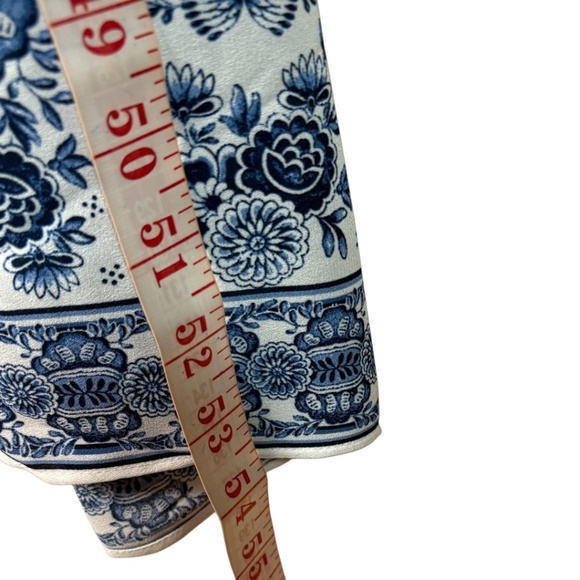 MAX STUDIO Silky Easy Care Maxi Dress Smocked Bodice Tiered Skirt Blue White L - Picture 7 of 10